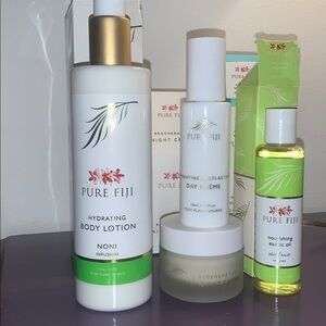 Pure Fiji Skincare Set